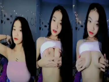 Bokep Indo Abg Cantik Sange Remas Toket Bulet Live poster