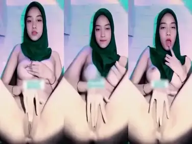 Bokep Jilbab Toket Gede Pamer Aset Viral poster