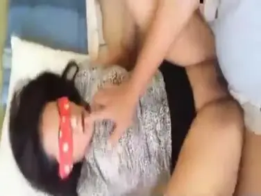 Ngentot ABG Montok Mata Tertutup Main Pasrah poster